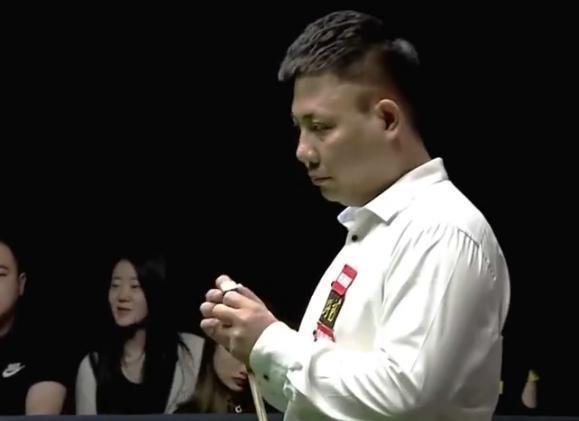 可以看到他 可以看到他