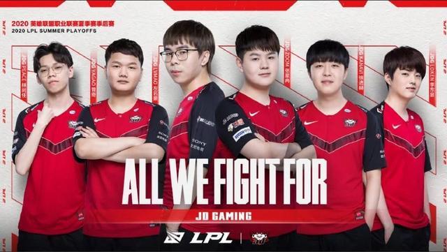 在紧锣密鼓 在紧锣密鼓